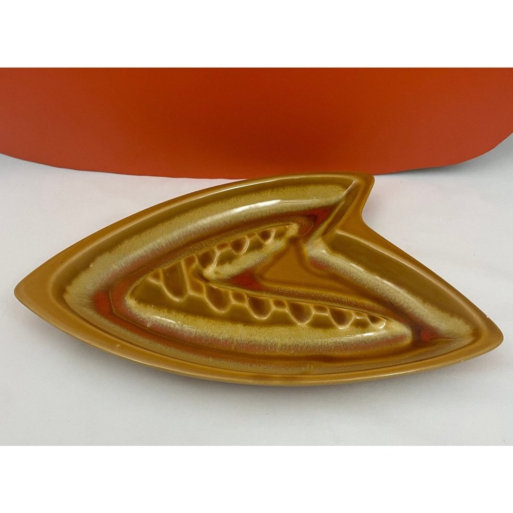 Vintage 50s ceramic ashtray, atomic era, orange brown